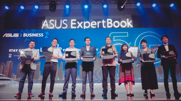 ASUS Rilis Laptop 5G Pertama di Indonesia