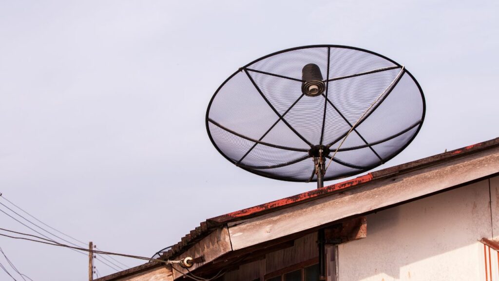 Aplikasi untuk Menentukan Arah Parabola