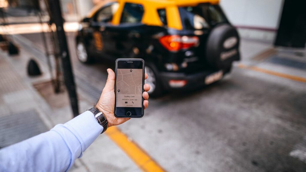 Aplikasi Pelacak Lokasi Nomor Handphone