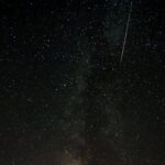 Langit 2026: Hujan Meteor Lyrids Usai Lebaran, Puitis!